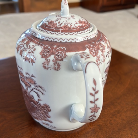 Bombay Asian Scenery Teapot - Picture 5 of 6